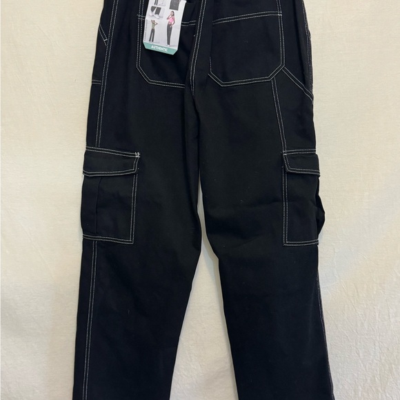 B-213 Simple Society NWT Black Super High Rise Straight Leg Cargo Pants Size 17 - Picture 6 of 14